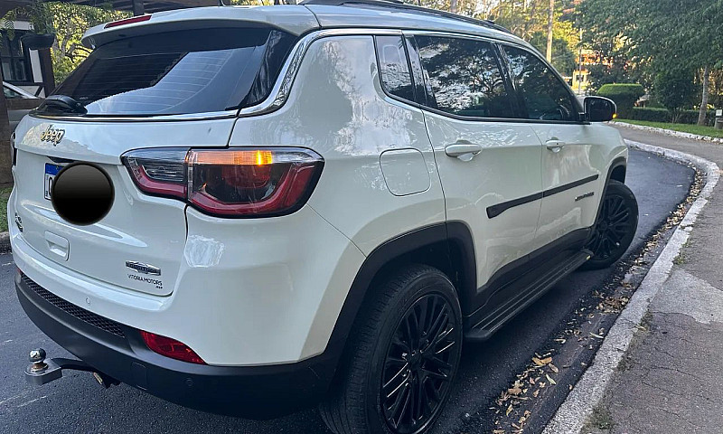 Jeep Compass Longitu...