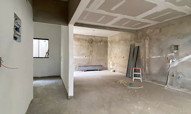 Vendo Casa 3 Quartos...