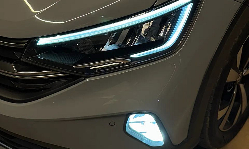 Volkswagen Nivus Hig...