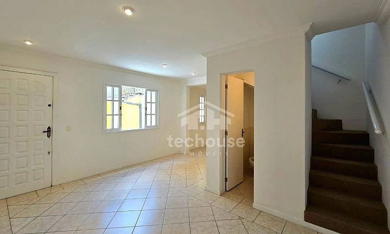 Casa Com 4 Dormitóri...