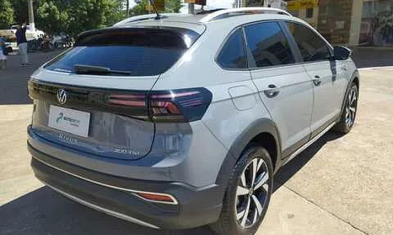 Volkswagen Nivus Hig...