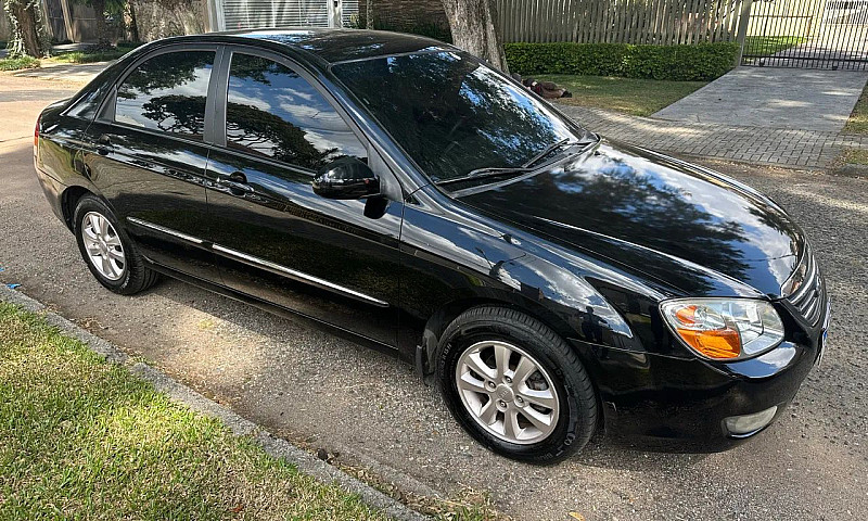 Kia Motors Cerato 1....