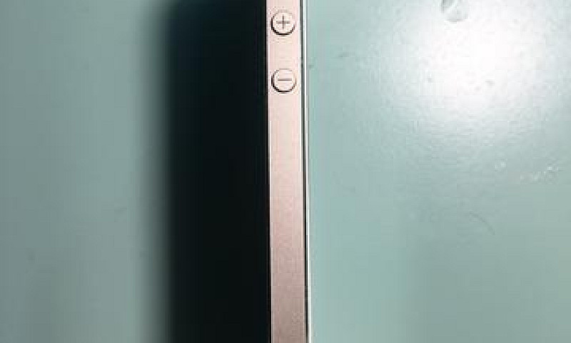Iphone 5S Dourado 16...