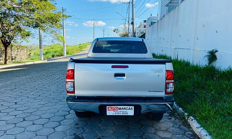 Hilux Srv 3.0 At 201...