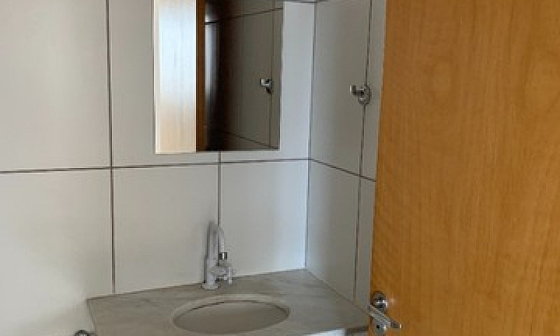 Top Life - 2 Quartos...