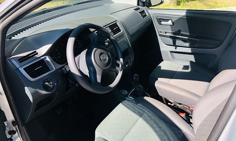 Vw Fox 2015 Trendlin...