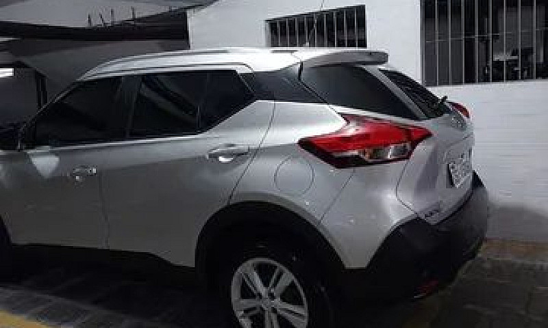 Nissan Kicks Complet...