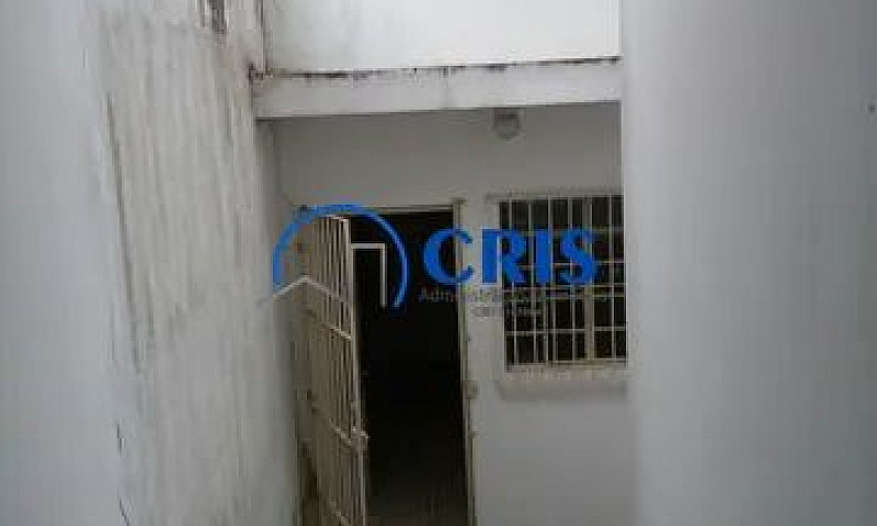 Sobrado Com Quarto A...