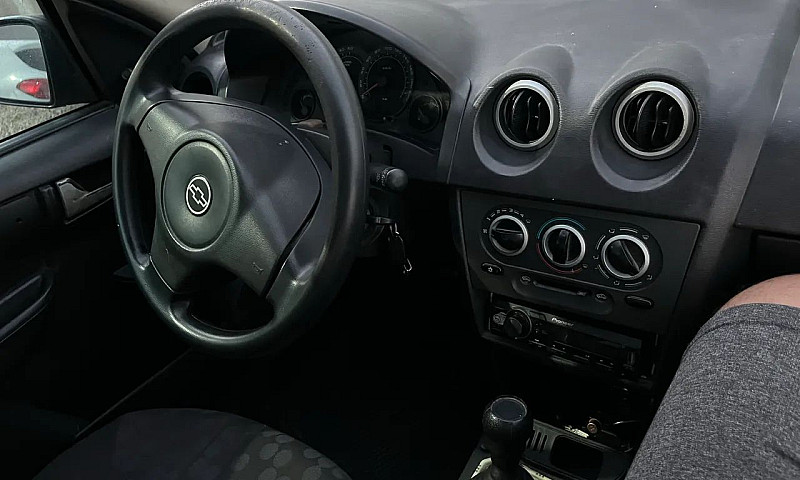 Chevrolet Prisma Sed...