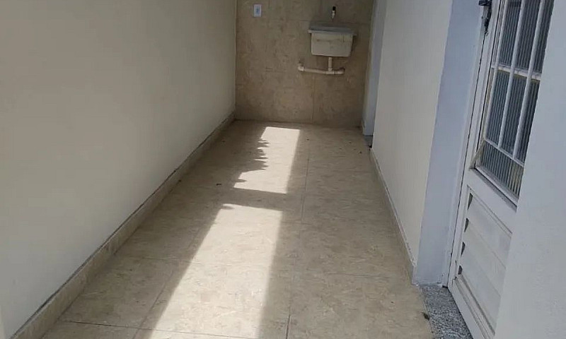 Alugo Casa No Mutond...