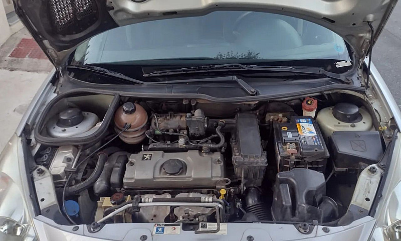 Peugeot 207 Xr 1.4 F...