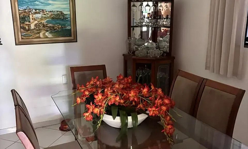 Casa Com 4 Quartos E...