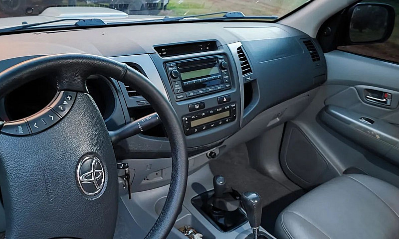 Toyota Hilux Cd Srv ...