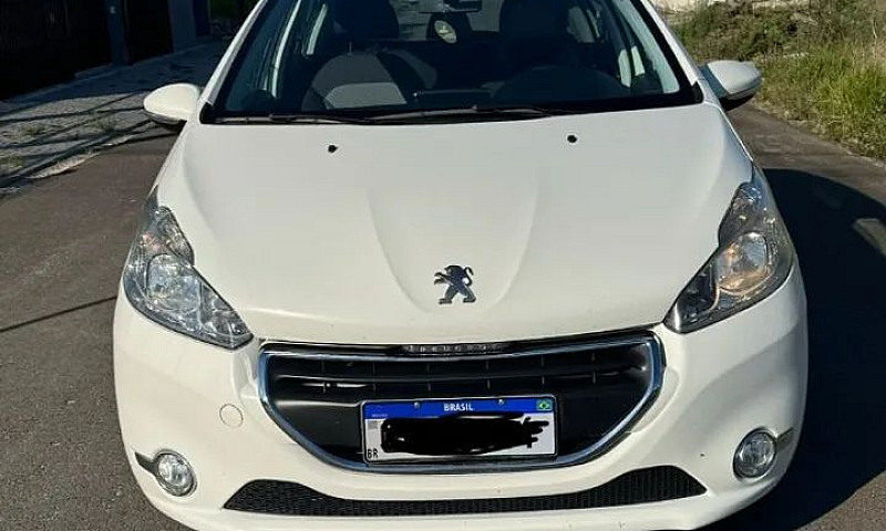 Peugeot 208 Allure 1...