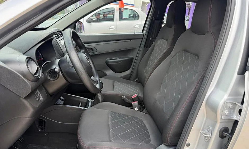 Renault Kwid Zen 1.0...