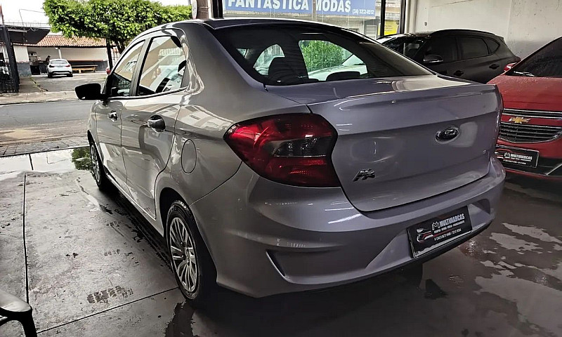 Ford Ka 1.5 Sedan Se...