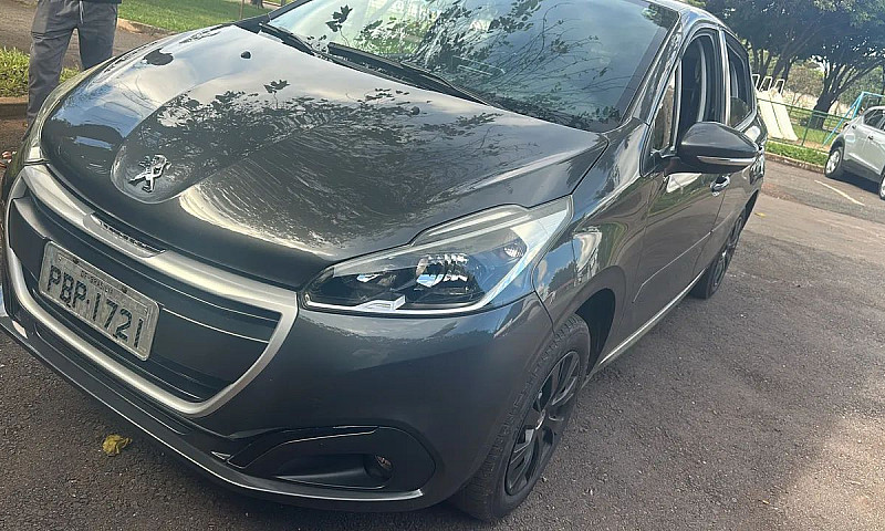 Peugeot 208 Active 1...