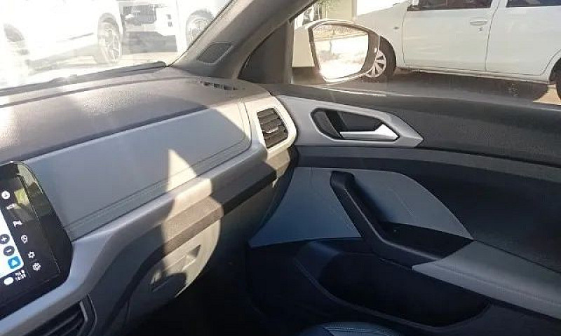 Volkswagen T-Cross C...