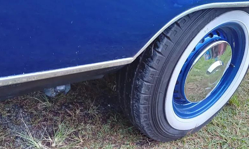 Volkswagen Kombi Fur...