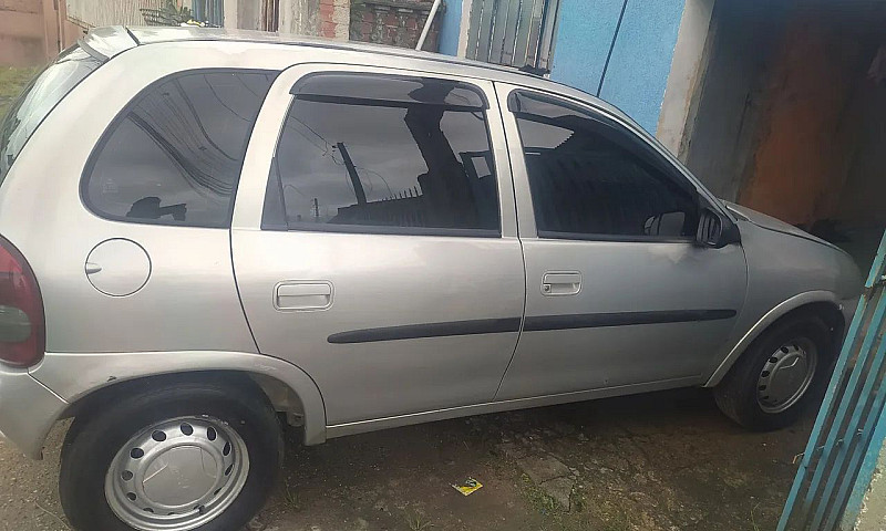 Chevrolet Corsa Wind...