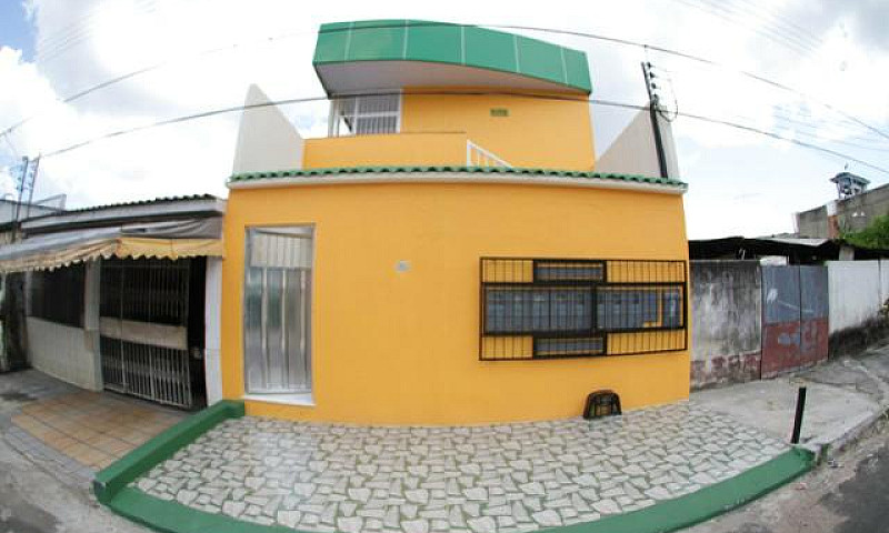 Apartamentos Adrianó...