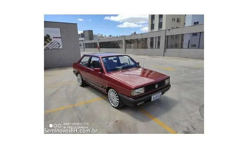Volkswagen Voyage 19...