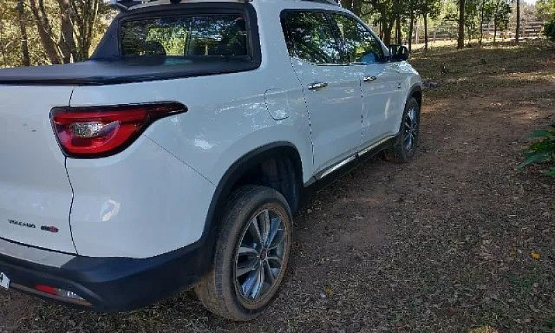 Fiat Toro Volcano Di...