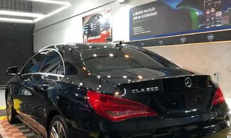 Mercedes Cla-200 Vis...