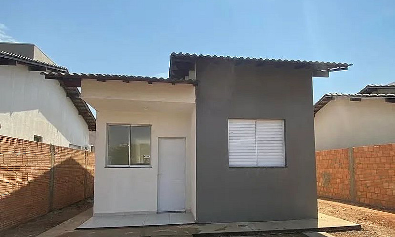 Casa Á Venda...