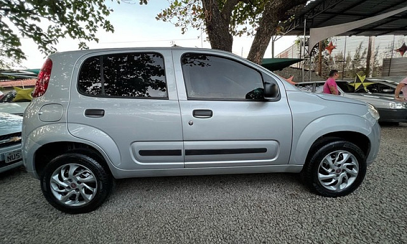 Fiat Uno Vivace 2014...