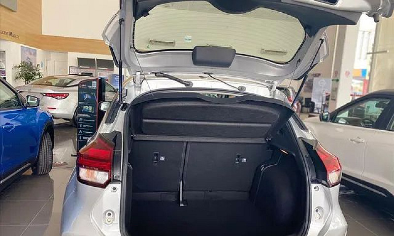 Nissan Kicks 1.6 16V...
