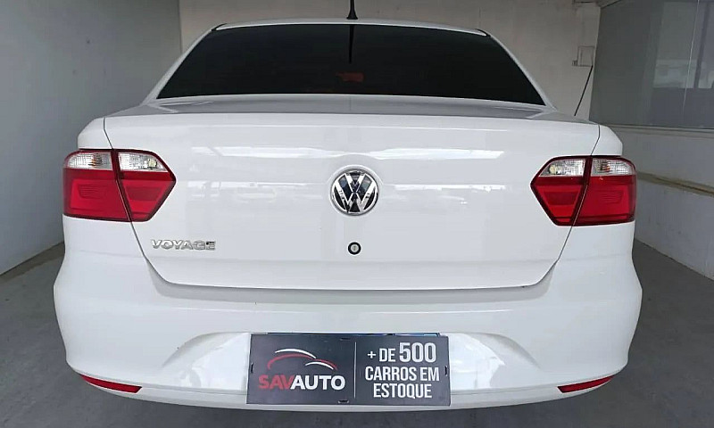 Volkswagen Voyage 1....