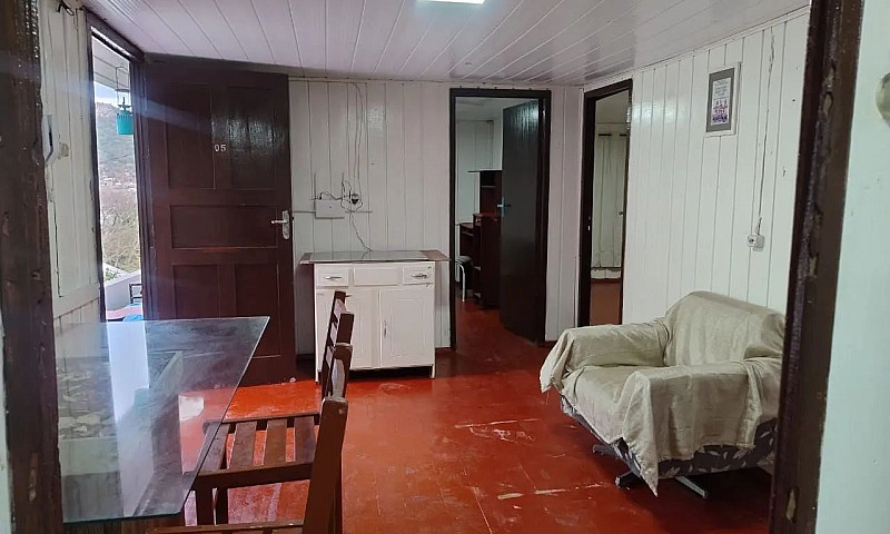 Aluga Se Quarto Próx...
