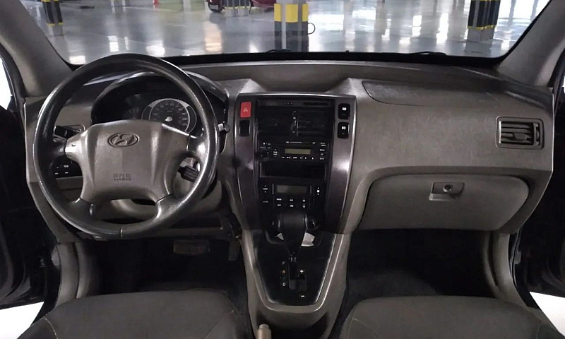 Hyundai Tucson 2.7 M...