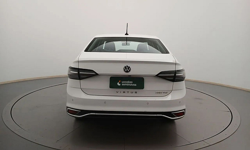 Volkswagen Virtus Co...