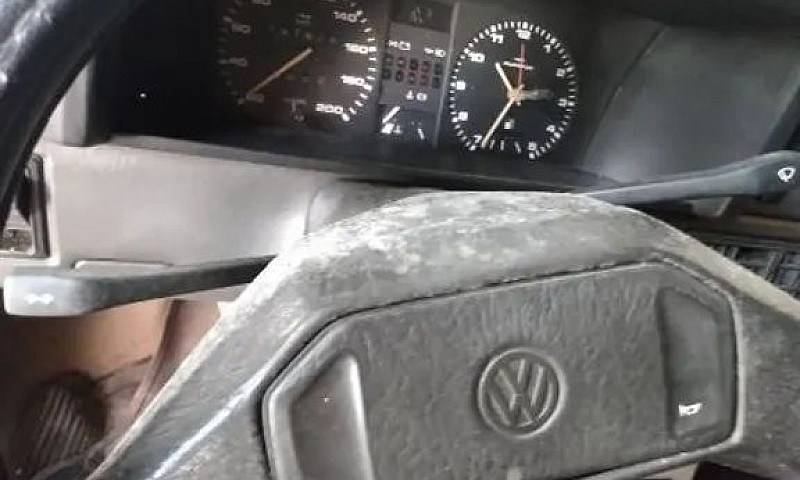 Volkswagen Voyage Gl...