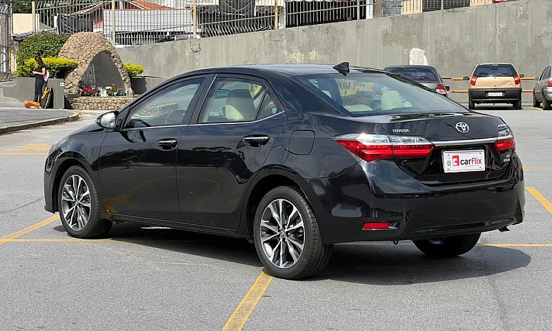 Toyota Corolla Altis...