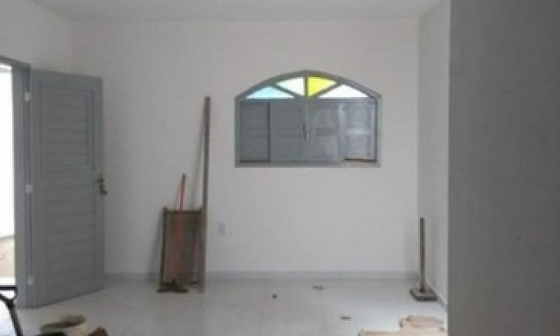 Alugo Casa No Amaran...