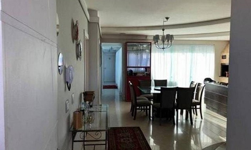 *Casa Com Piscina Az...