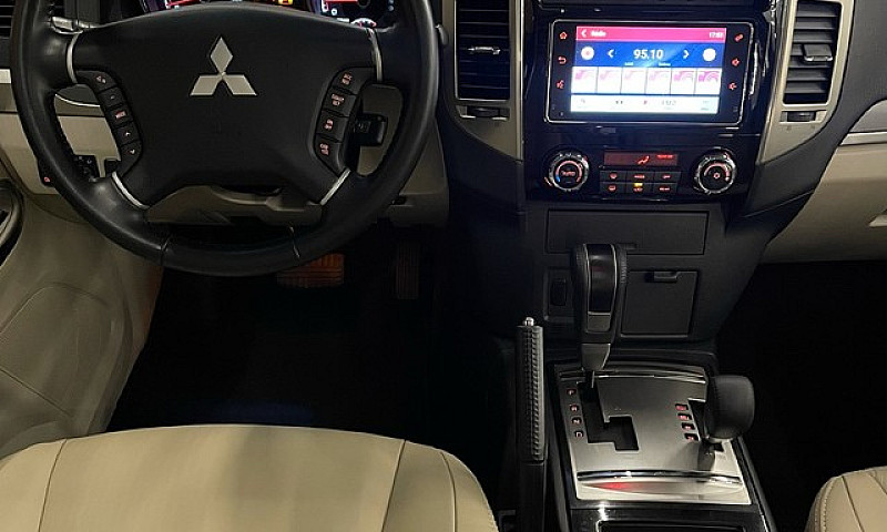Mitsubishi Pajero Hp...