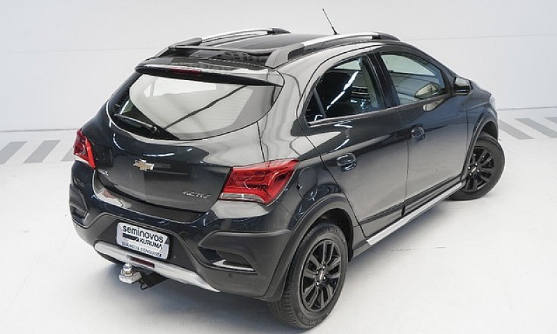 Chevrolet Onix 1.4 M...