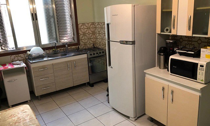 Quarto Estudante Por...