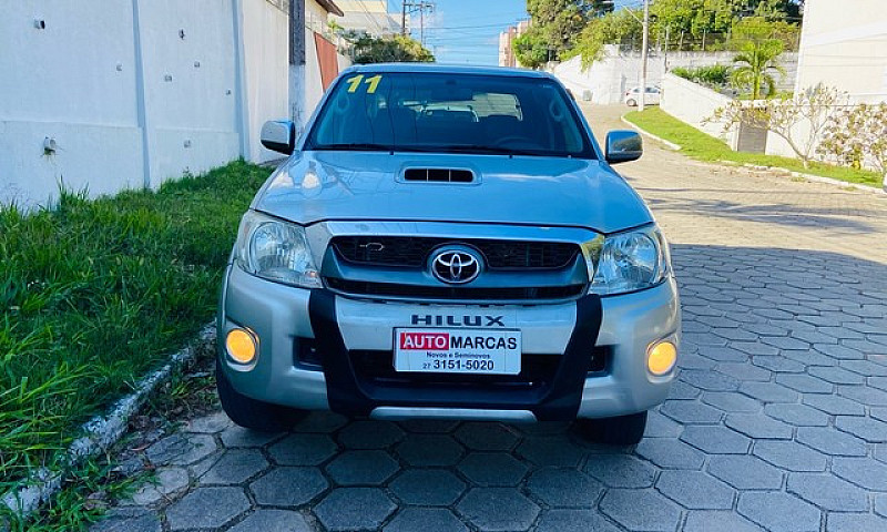 Hilux Srv 3.0 At 201...