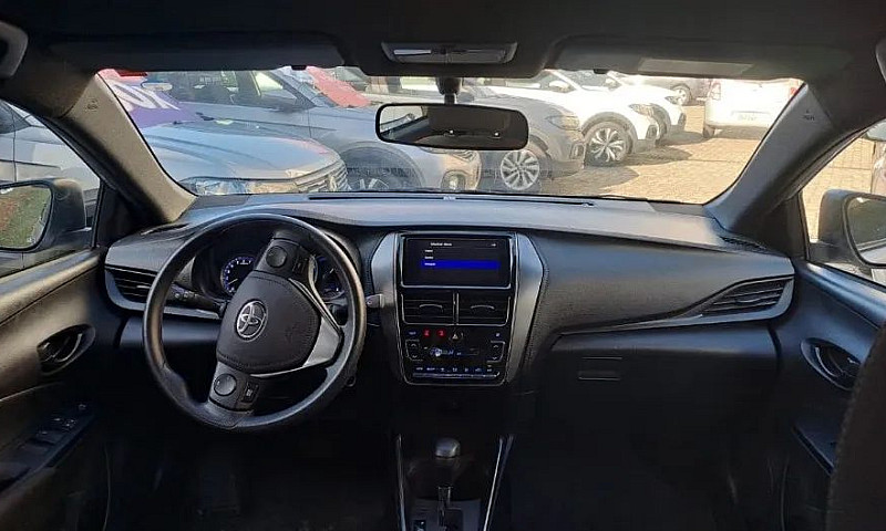 Toyota Yaris Xl 1.5 ...