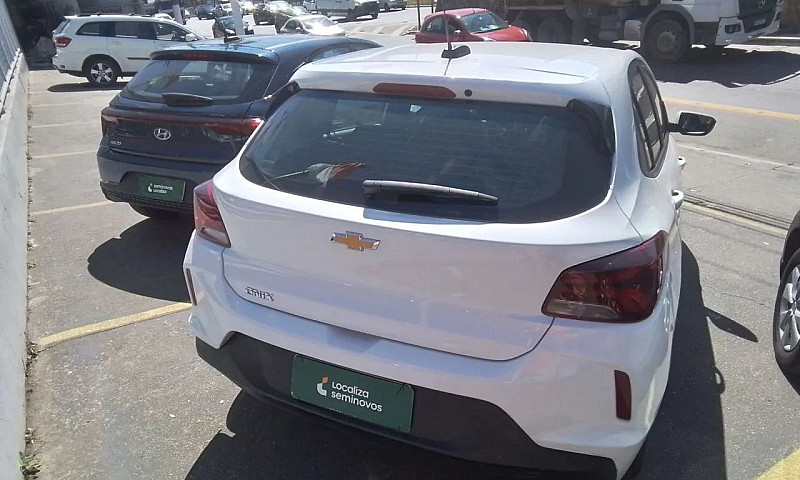 Chevrolet Onix Hatch...
