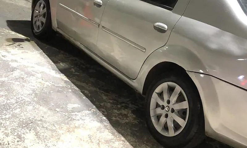 Renault Logan Expres...