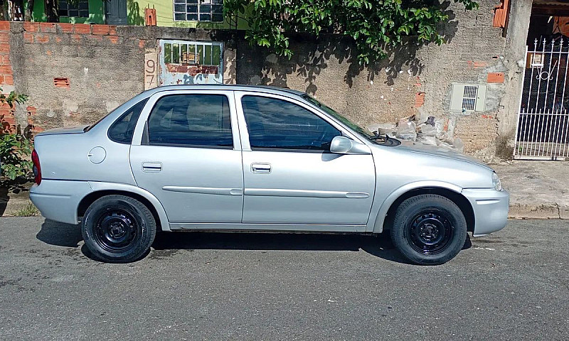 Chevrolet Corsa Sed....