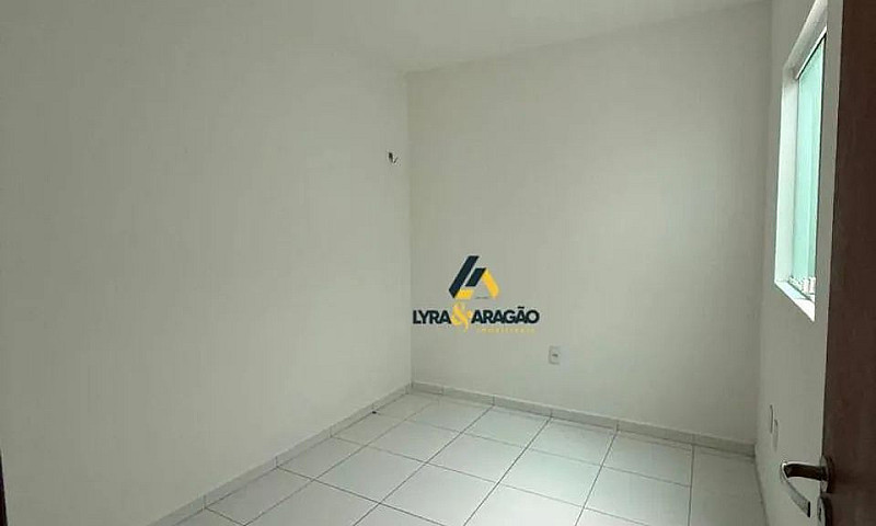 Casa Com 2 Dormitóri...