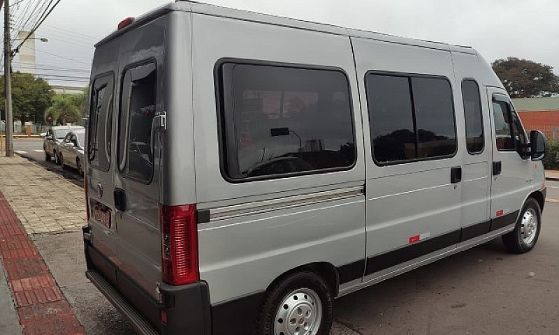 Ducato Minibus 2.3 T...