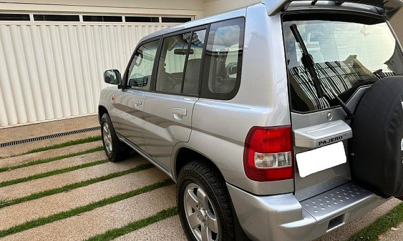 Mitsubishi Pajero Tr...